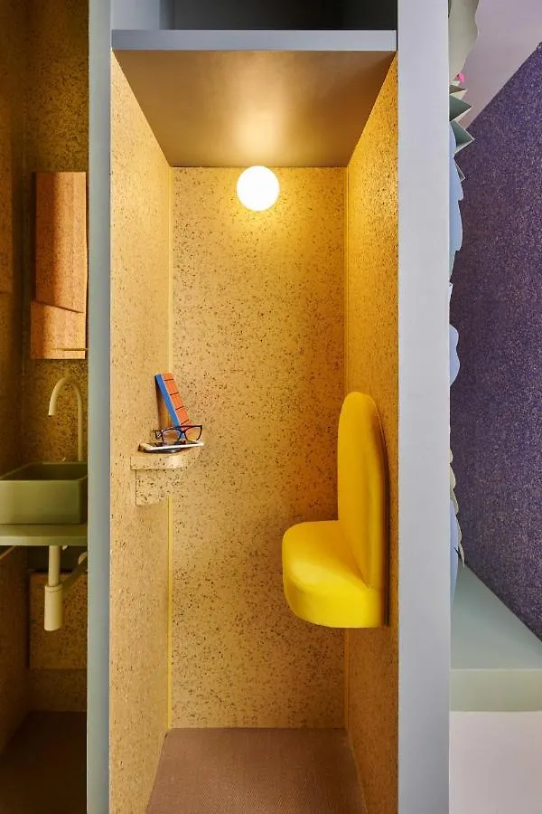 Easylife - Colorato Studio Con Terrazzo Milan