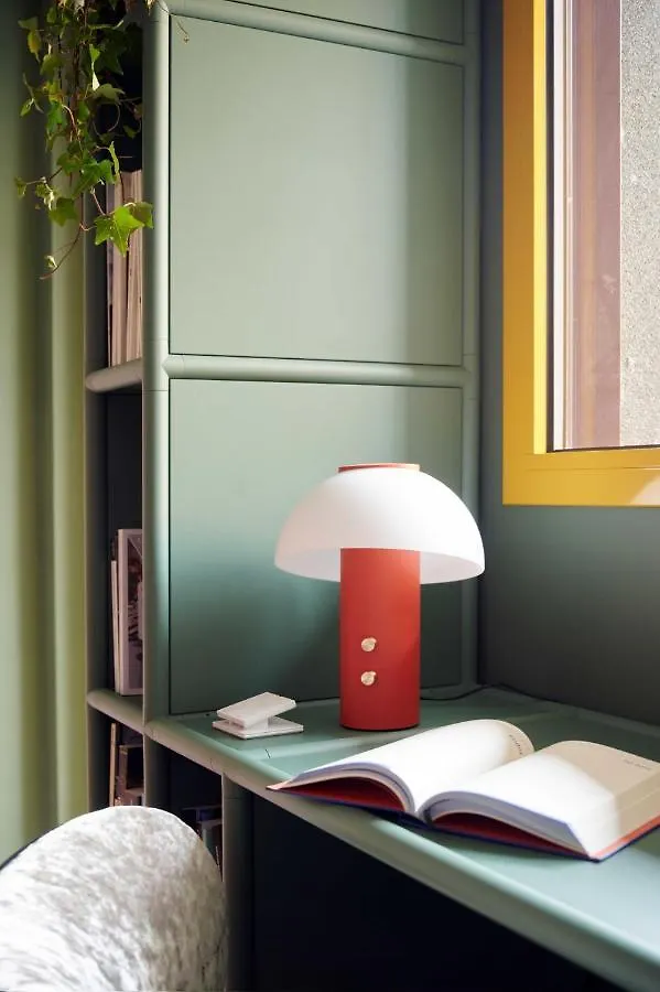 Easylife - Colorato Studio Con Terrazzo Milan