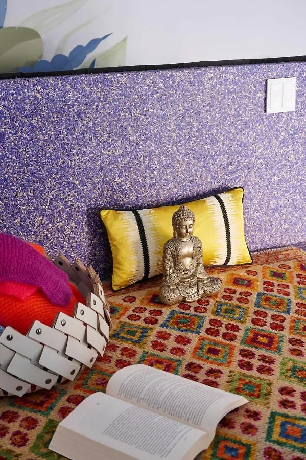 Easylife - Colorato Studio Con Terrazzo Milan 0*,